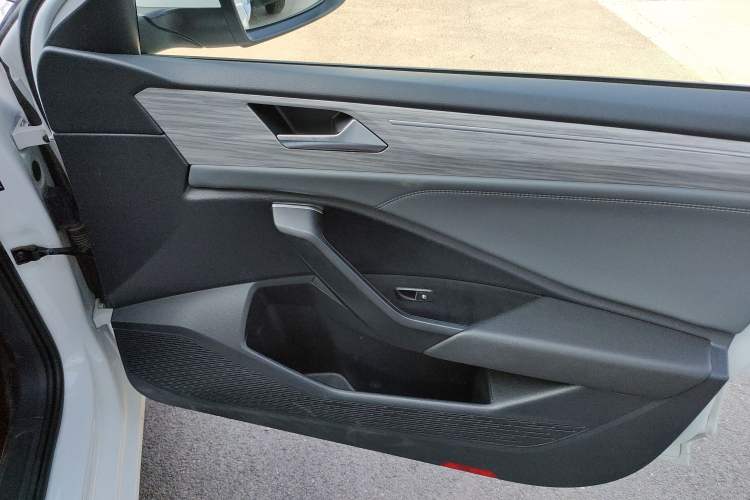 Used Volkswagen Sagitar 2023 300TSI DSG Excellence Edition
