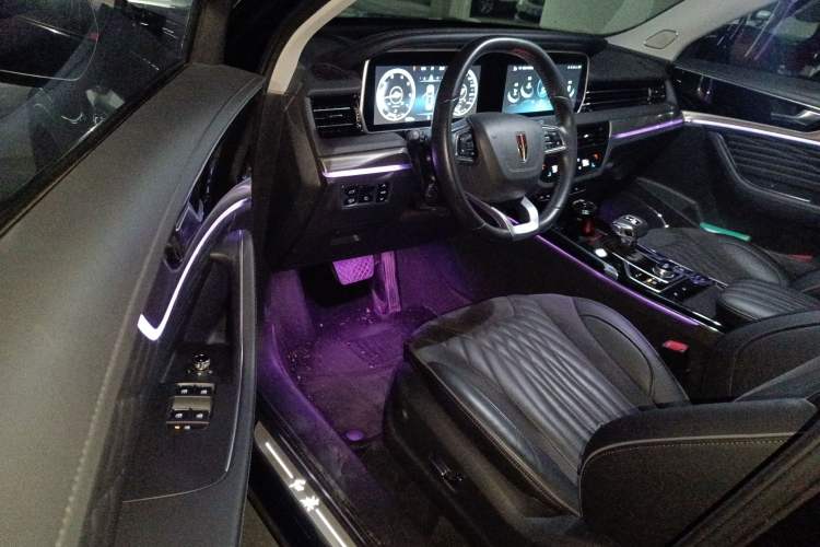 Used Hongqi HS5 2022 Revised Version 2.0T Smart Connect Flagship Edition
