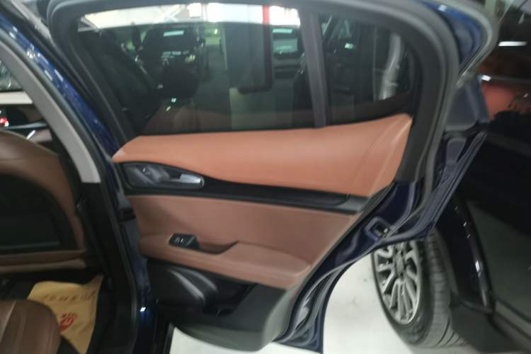 Used Alfa Romeo Stelvio 2017 2.0T 200HP Elite Edition
