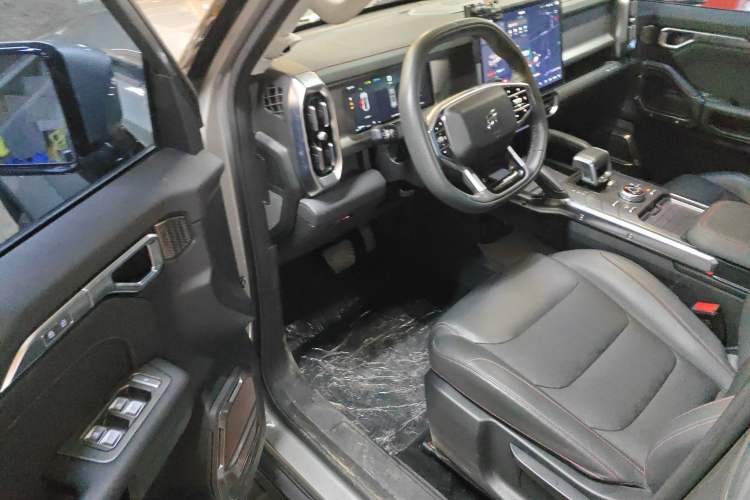 Used JETOUR Traveler 2023 1.5T Two-Wheel Drive Discovery PRO