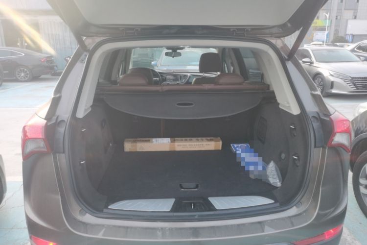 Used Buick Envision 2018 20T Two-Wheel Drive Luxury Model
