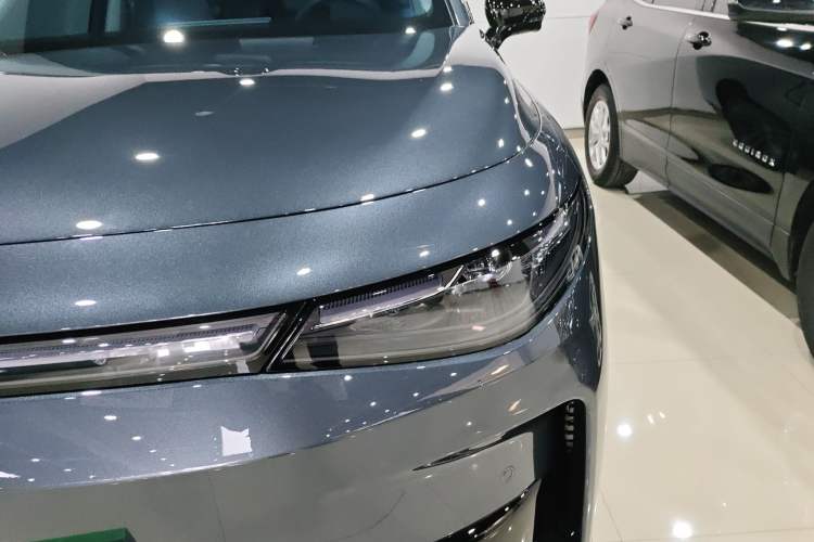 Used Leapmotor C16 2026 Extended-Range 280 LiDAR Zhizun Edition 5 Seats