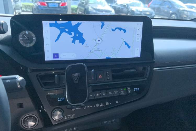 Used Lexus ES 2023 200 Excellence Edition
