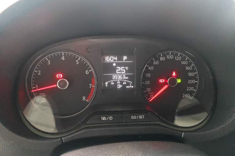 Used Volkswagen Polo 2016 1.4L Automatic Trendy Model
