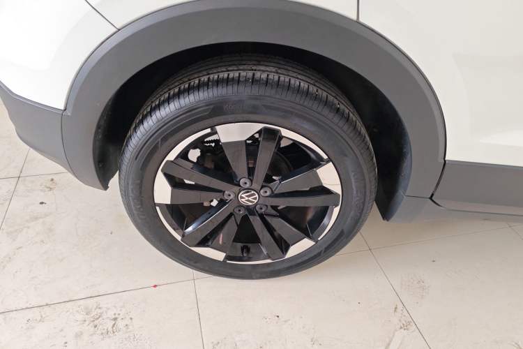 Used Volkswagen Tacqua 2020 1.5L Automatic Yue
