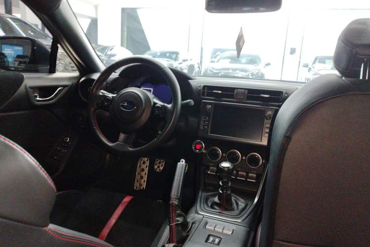 Used Subaru BRZ 2022 2.4L Manual Version
