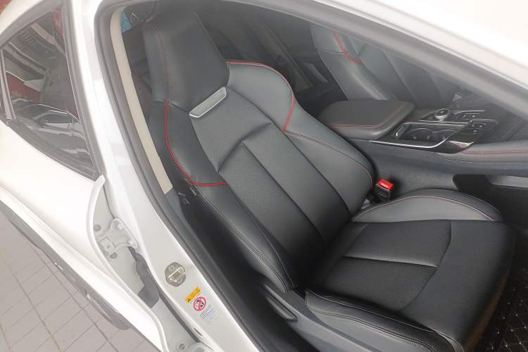 Used Changan UNI-T 2020 1.5T Prestige Version
