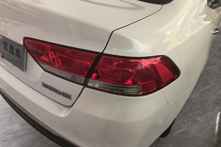 Used Kia K4 2014 1.8L Automatic GLS
