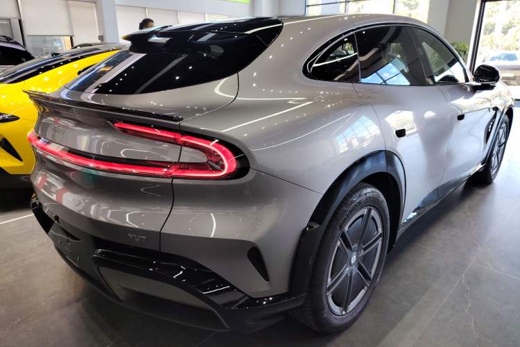 Used  YU7 2025 Ultra-Long Range Rear-Wheel Drive Version
