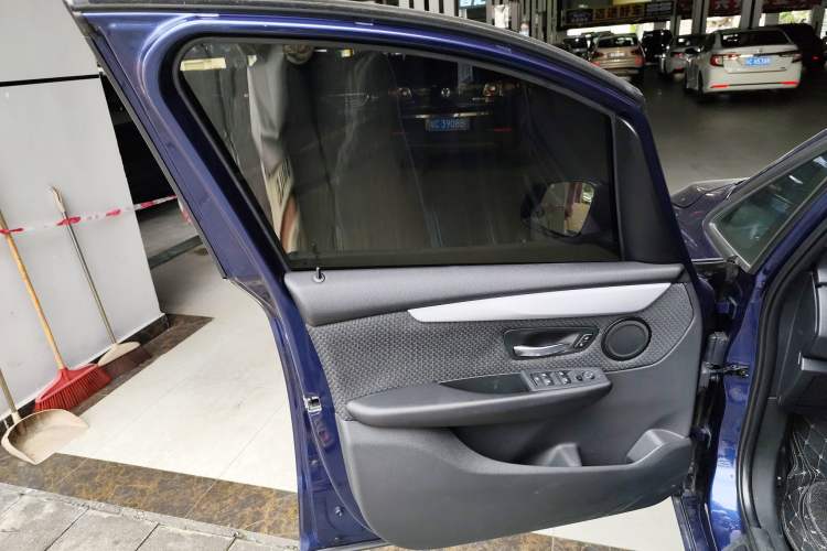 Used BMW 2 Series Active Tourer 2016 218i Fashion Model
