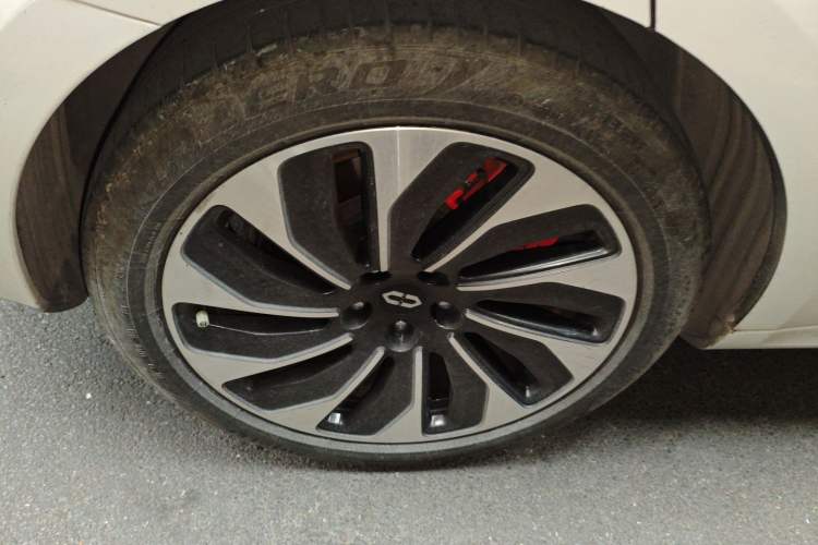 Used Hima AITO M5 2022 Extended-Range Four-Wheel Drive Ultimate Edition
