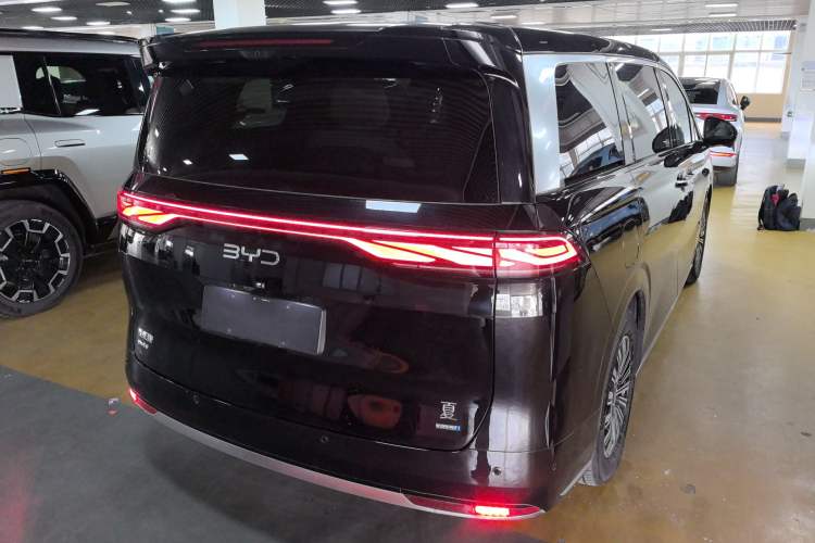 Used BYD Xia 2025 DM-i 1.5T 180km Beyond Edition
