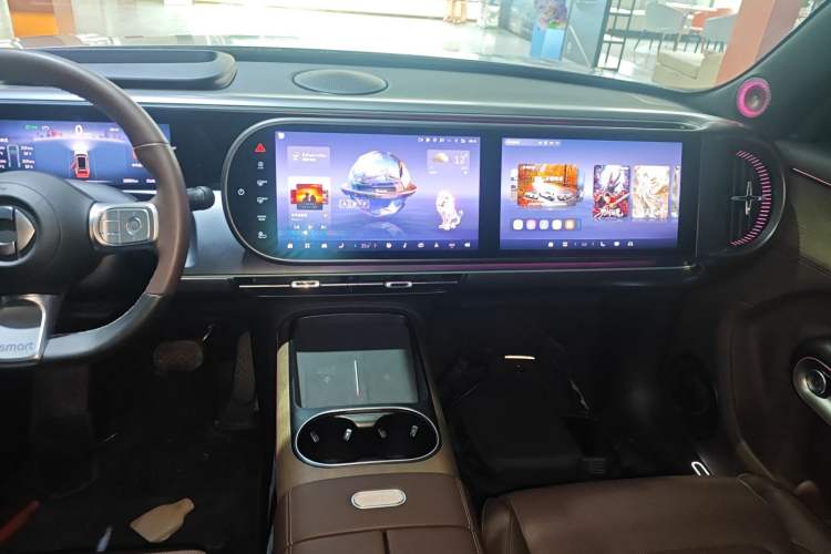 Used  #5 2024 Ultra-Long Range Extraordinary Journey Luxury Edition
