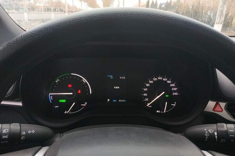 Used Toyota Granvia 2024 2.5L Hybrid Luxury Edition