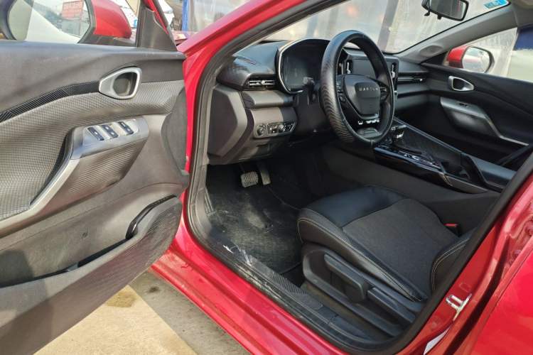 Used Baojun RC-5 2020 RC-5W 1.5T CVT Smart Luxury Edition
