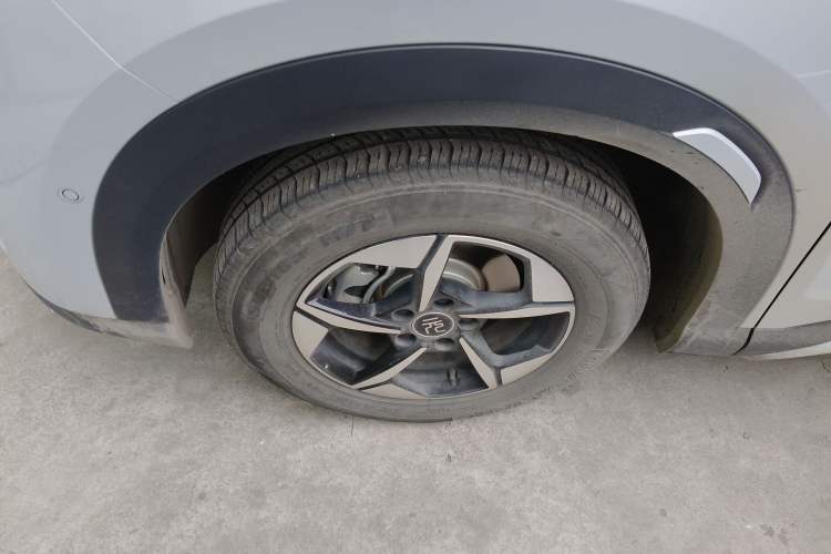 Used BYD Yuan UP 2025 Intelligent Driving Version 401 km Beyond-Range Edition