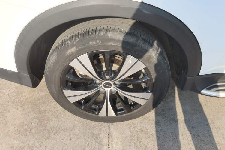 Used Roewe RX5 2020 PLUS 300TGI Automatic Ali National Style Luxury Edition