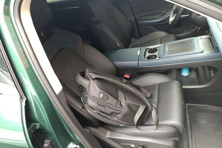 Used VOYAH FREE 2024 Ultra-Long Range Intelligent Driving Version
