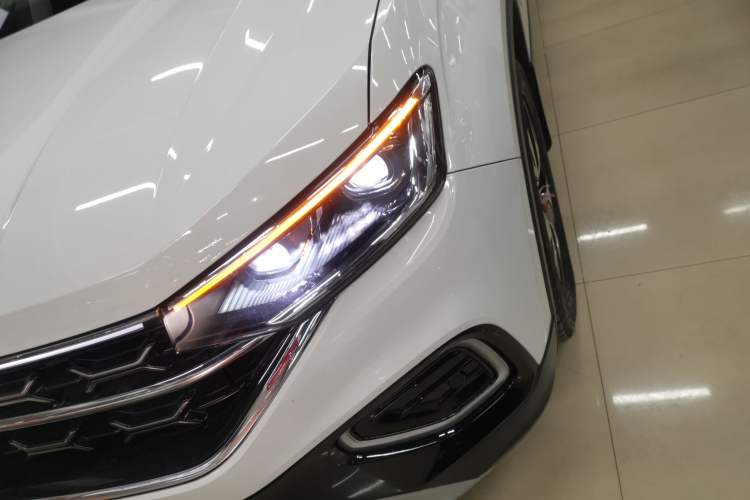 Used Volkswagen Tayron 2023 300TSI Two-Wheel-Drive Luxury Plus Advanced Edition