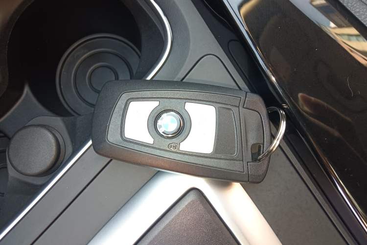 Used BMW 3 Series GT 2019 320i Sport Edition
