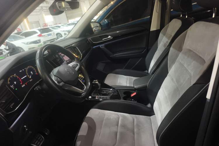 Used Volkswagen Tayron X 2020 330TSI Two-Wheel Drive Luxury Smart Connectivity Version