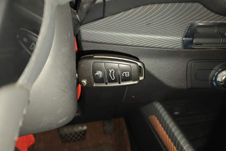 Used Audi Q2L 2018 35 TFSI Launch Exclusive Edition China VI