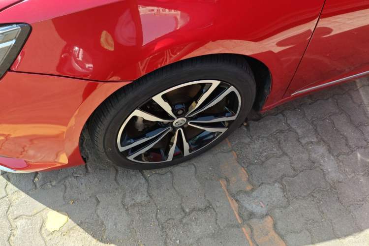 Used MG 6 2017 20T Automatic Trophy Super Sport Internet Edition China V Standard
