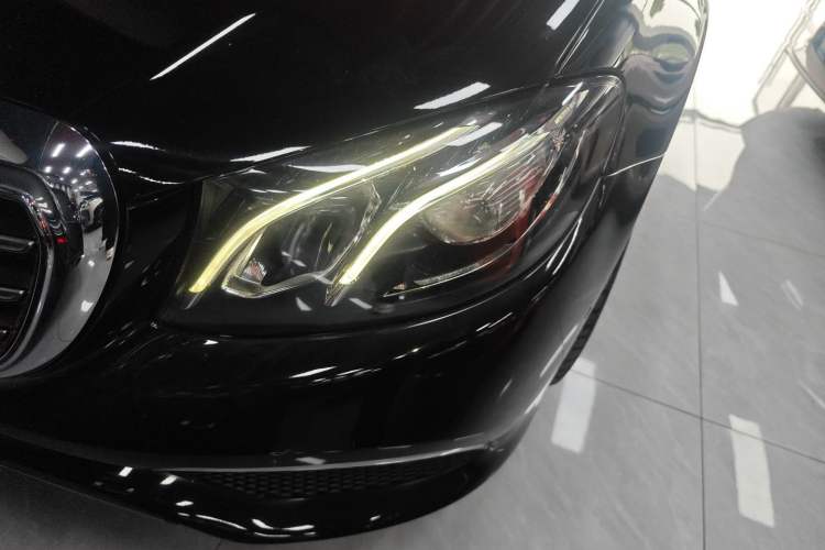 Used Mercedes-Benz E-Class 2019 E 200 L
