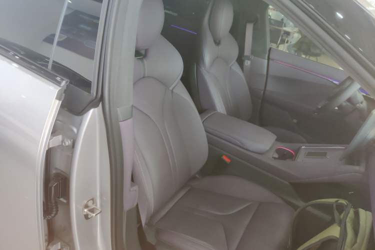 Used XPeng P7 2025 Model—702 Long Range Ultra
