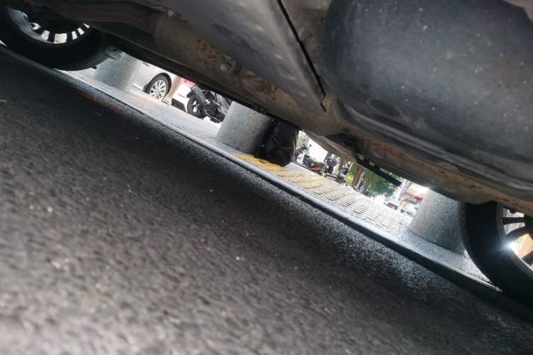 Used Land X7 2015 2.0T Panoramic Prestige Edition
