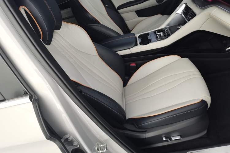 Used BYD Song PLUS New Energy 2023 Champion Edition EV 520KM Flagship Model
