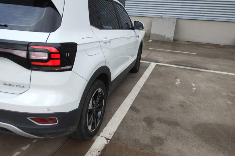 Used Volkswagen Tacqua 2023 200TSI DSG Joy-Connect Edition