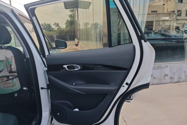 Used  E5 2024 530 km Exploration+ Version
