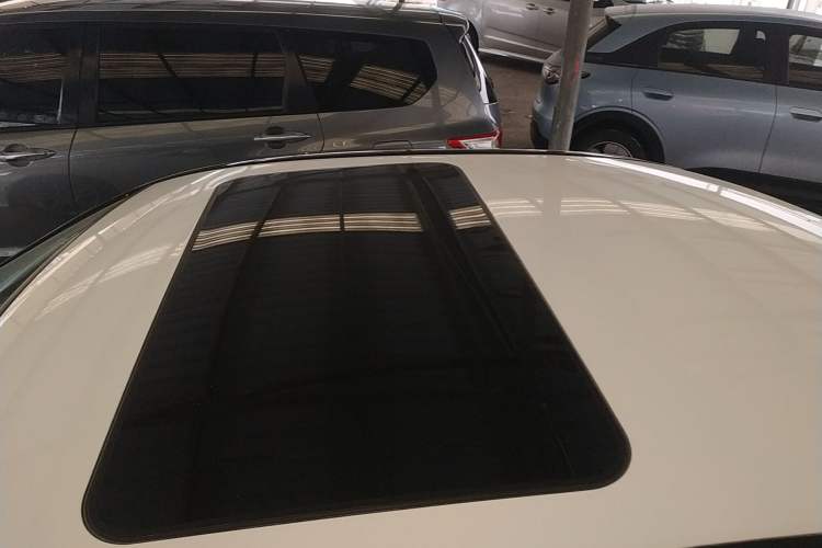 Used Mercedes-Benz C-Class 2013 C 180 Classic Grand Edition