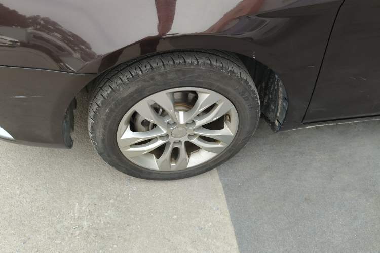 Used Geely Auto Emgrand 2016 Sedan 1.5L Manual Upward Edition