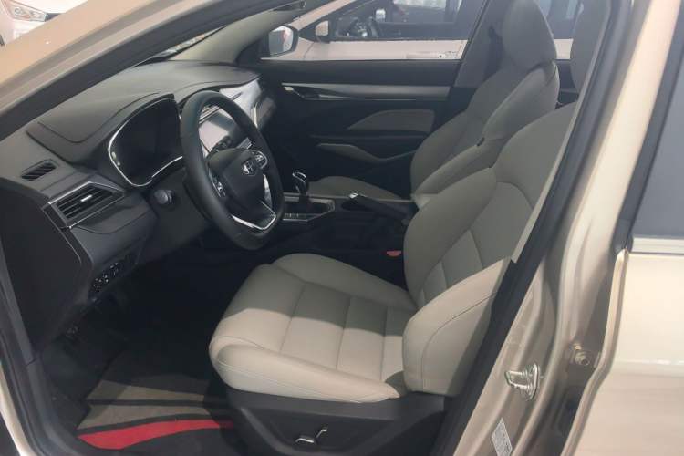 Used Geely Auto Binray 2018 14T Manual Binzhi Edition