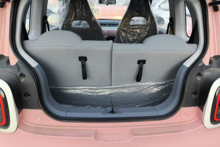 Used Bestune Pony 2024 170km Range Energizing Horse
