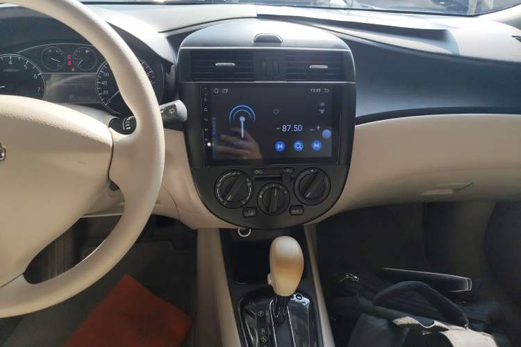 Used Nissan Tiida 2014 1.6L CVT Comfort Model
