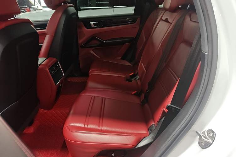 Used Porsche Cayenne 2022 Cayenne E-Hybrid 2.0T Platinum Edition
