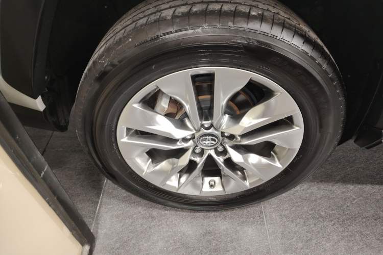 Used Toyota Wildlander 2020 2.0L CVT 4x4 Luxury Edition