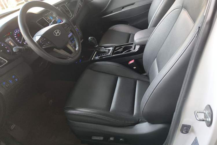 Used Hyundai Mistra 2014 1.8L Automatic Deluxe DLX Model
