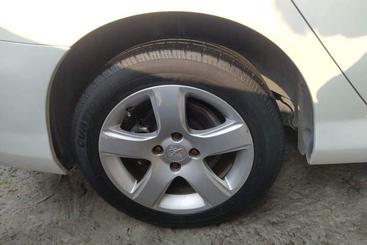 Used Peugeot 308 2014 Enjoy Edition Classic 1.6L Manual YouShang Model