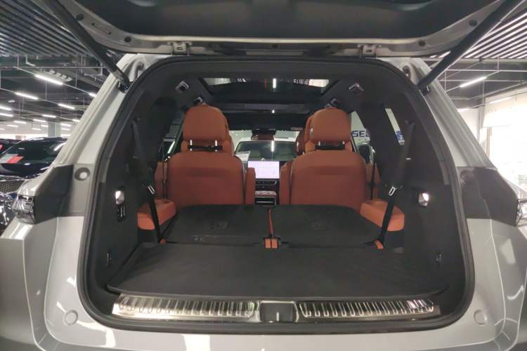 Used Li Auto L9 2022 Max model