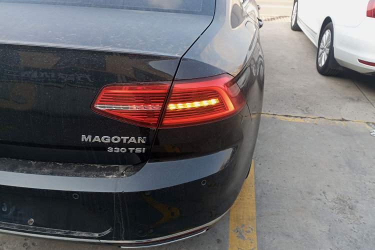 Used Volkswagen Magotan 2018 Facelift 330TSI DSG Luxury Model