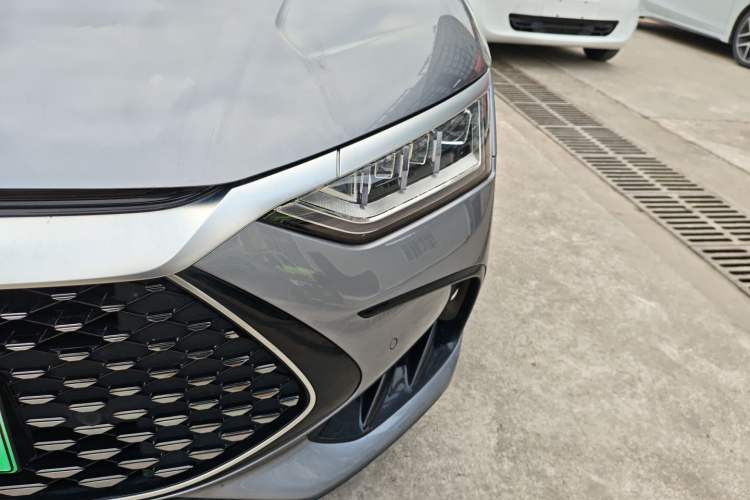 Used BYD Han 2024 DM-i Glory Edition 121KM Prestige Model
