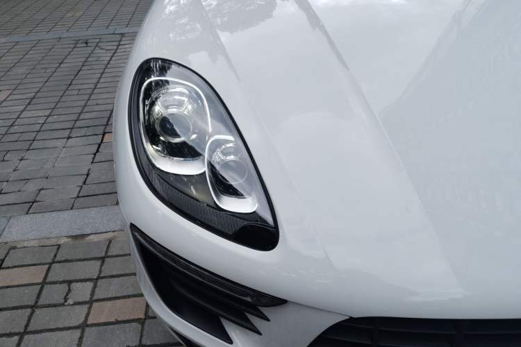 Used Porsche Macan 2016 Macan 2.0T
