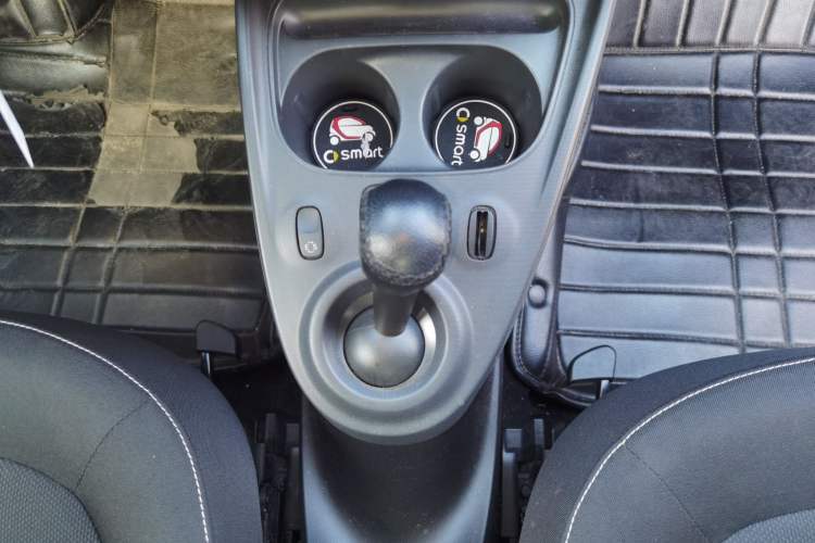 Used  forfour 2016 1.0L 52 kW Passion Edition
