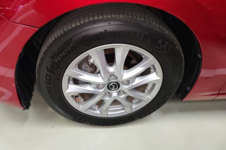 Used Mazda Mazda 3 Axela 2017 Sedan 1.5L Automatic Luxury Model China VI Standard
