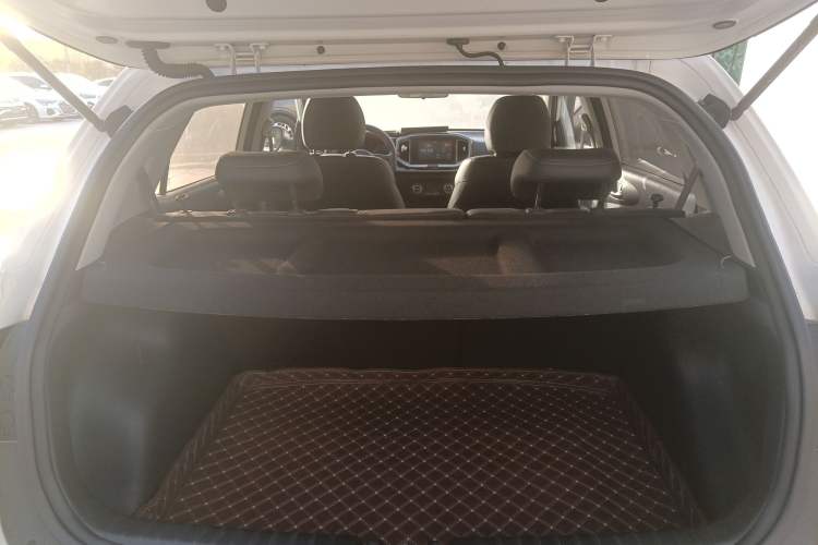 Used Kia Stonic 2021 1.4L CVT Fun & Sunroof Model
