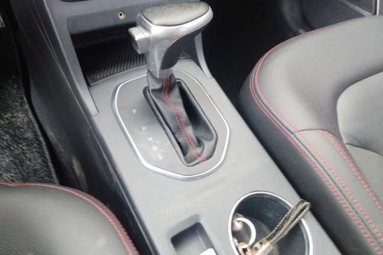 Used FAW Senya R7 2017 1.6L Automatic Smart Version
